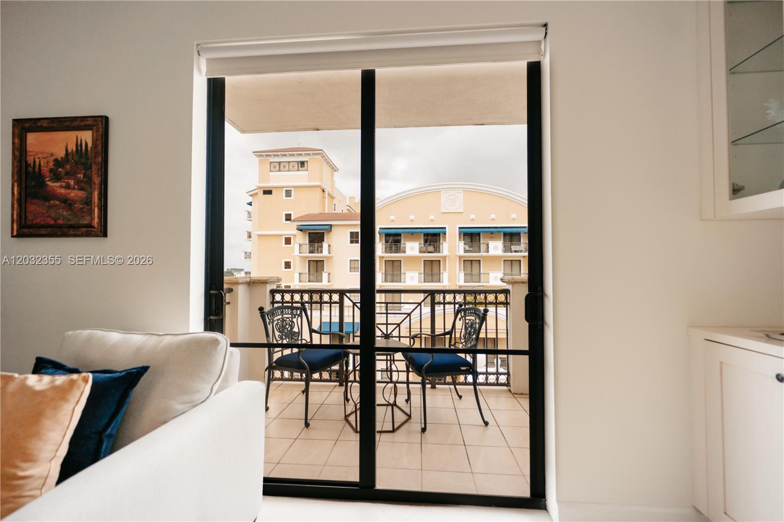 COLONNADE AT DADELAND SE - Residential