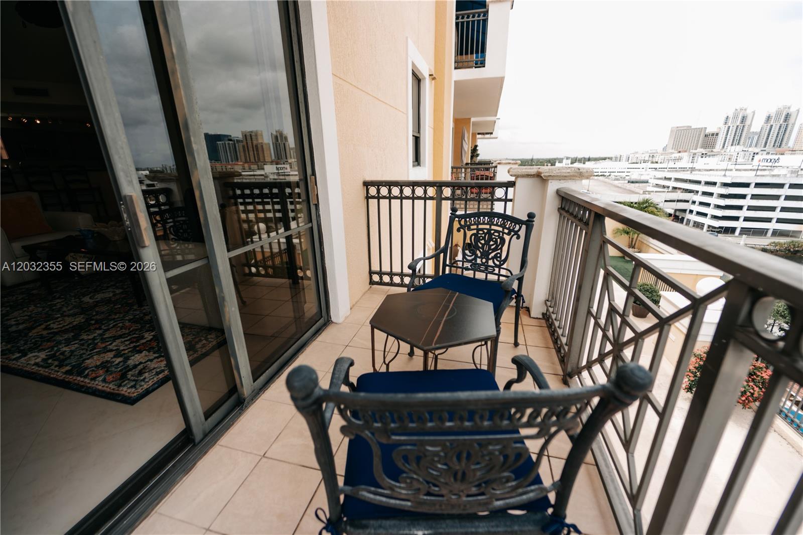 COLONNADE AT DADELAND SE - Residential