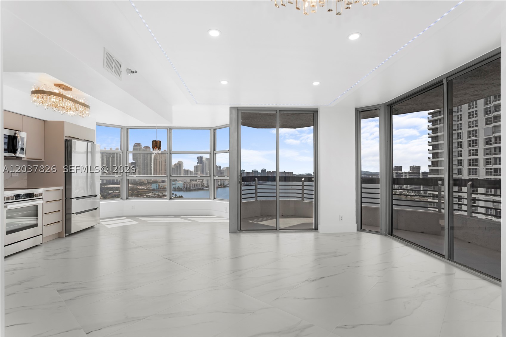 MYSTIC POINTE CONDO NO TW - Residential