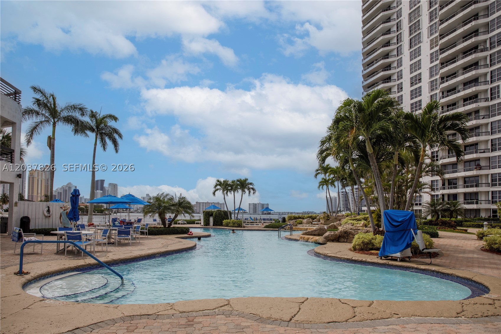 MYSTIC POINTE CONDO NO TW - Residential
