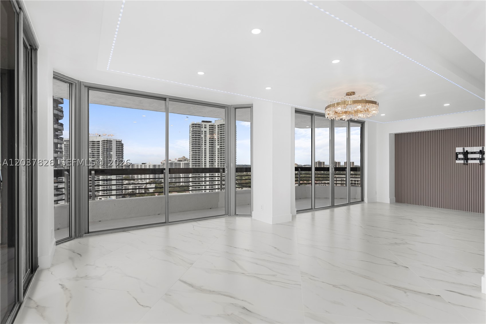 MYSTIC POINTE CONDO NO TW - Residential