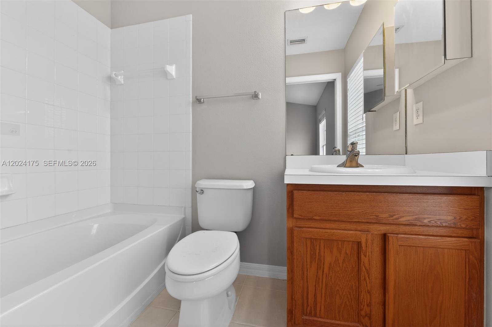 KINGS LAKE TOWNHOMES | 67K - Residential