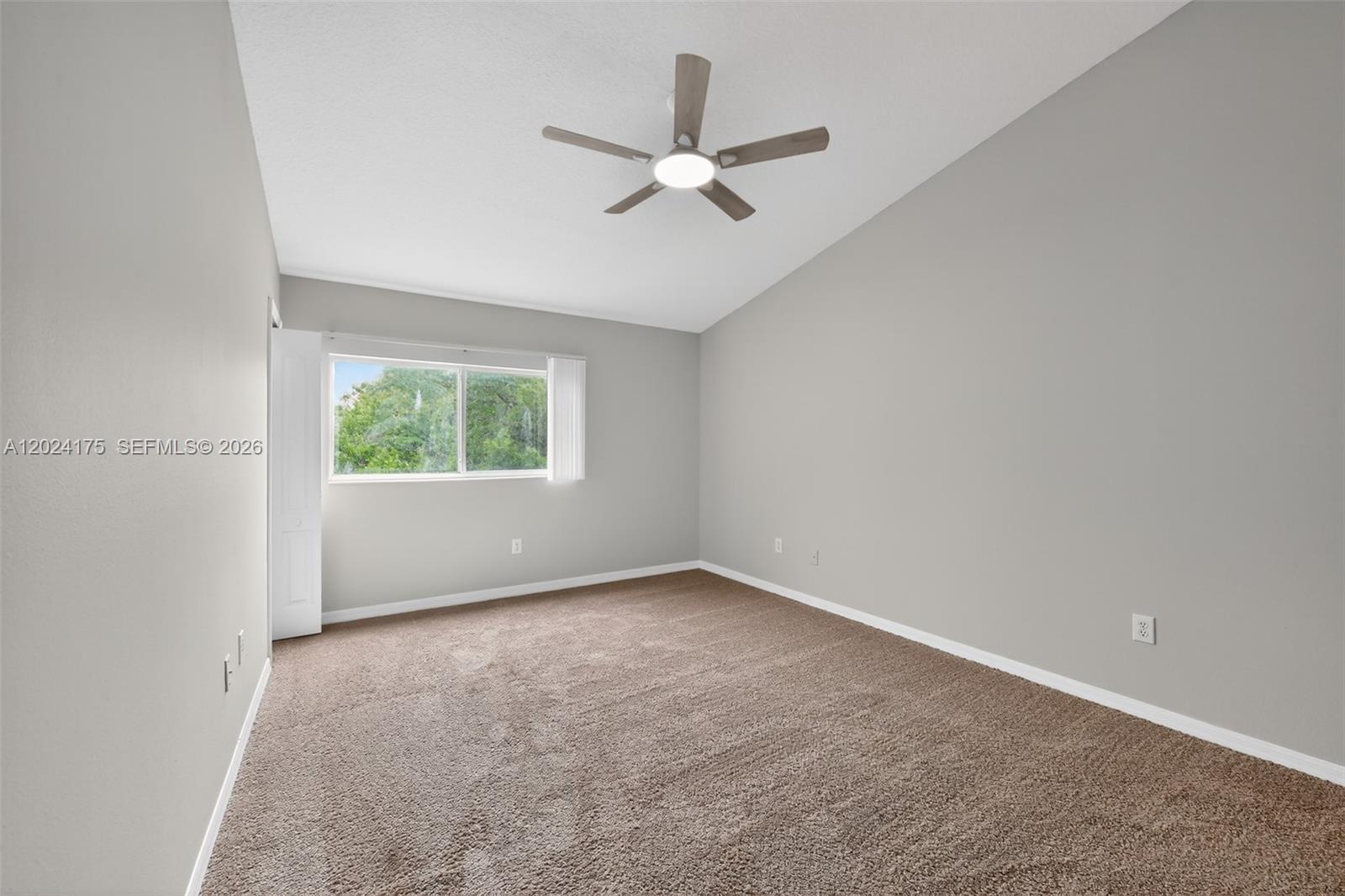 KINGS LAKE TOWNHOMES | 67K - Residential