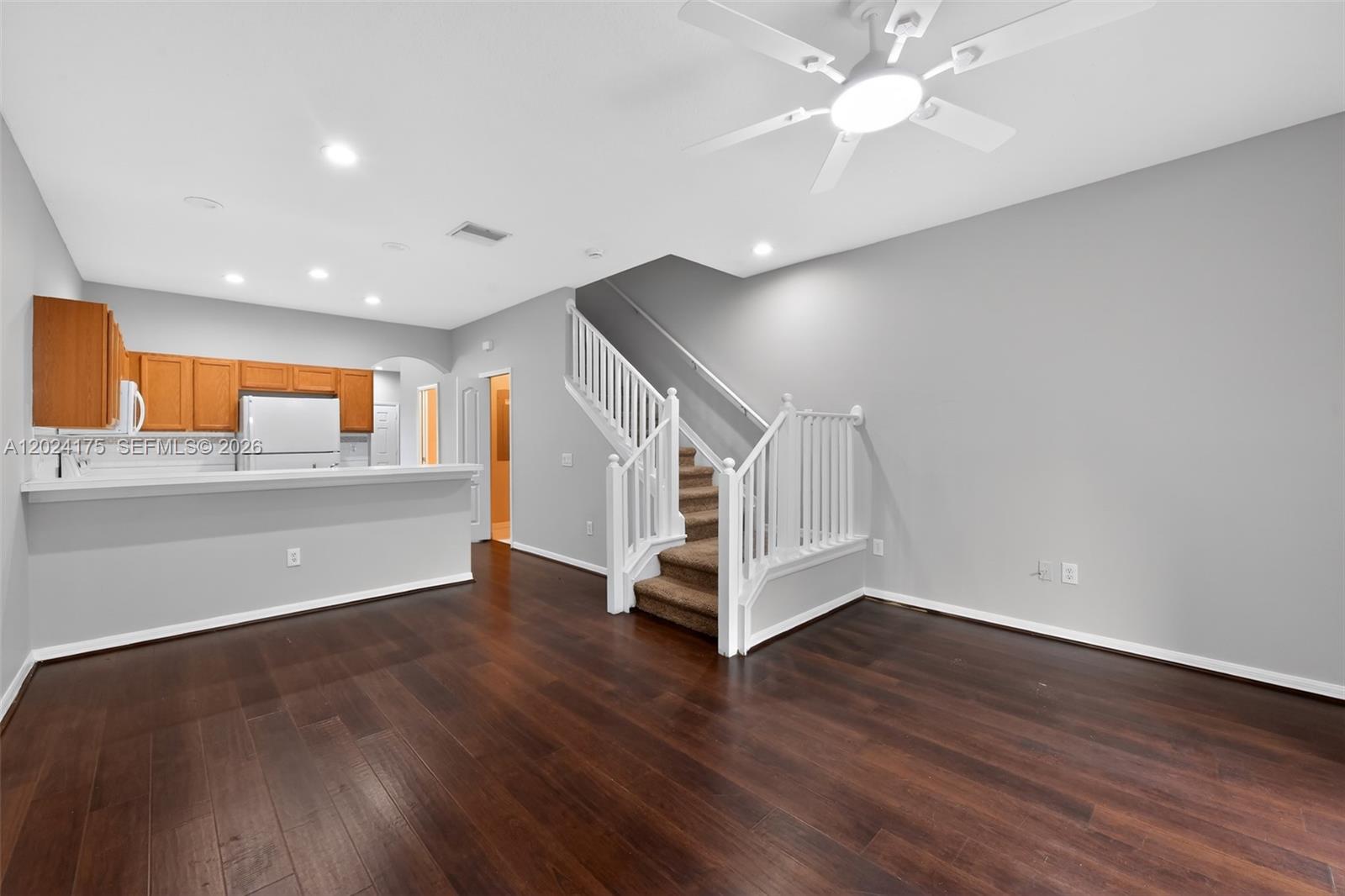 KINGS LAKE TOWNHOMES | 67K - Residential