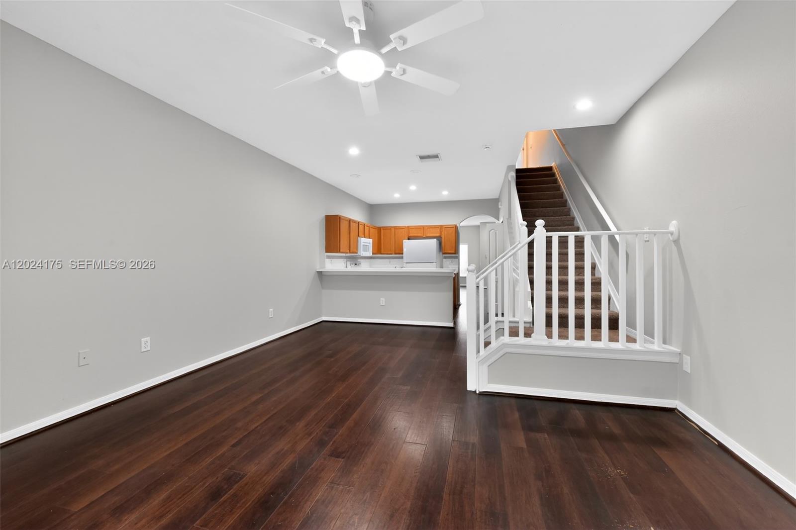 KINGS LAKE TOWNHOMES | 67K - Residential