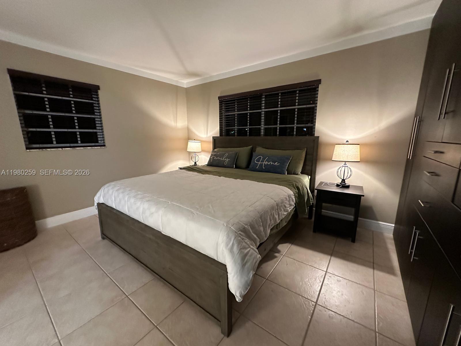COURTYARDS AT KENDALL CON - Residential