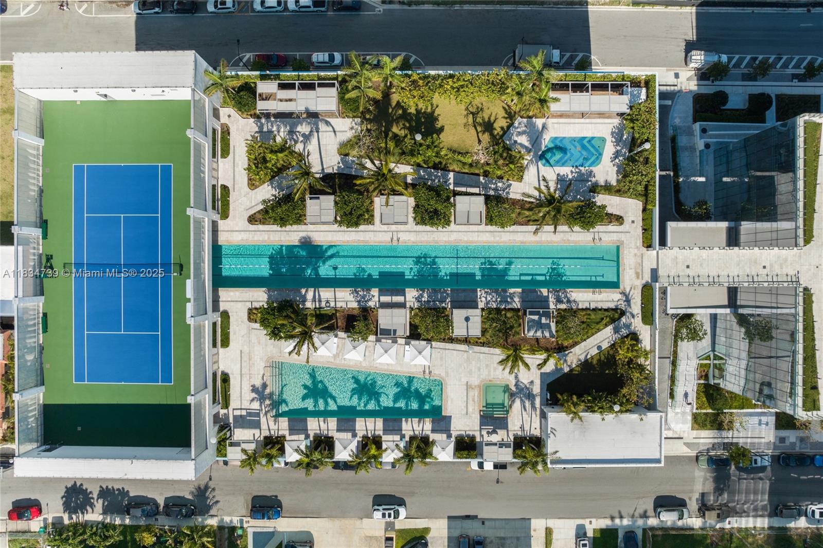 ESCOTTONIA PARK - Residential