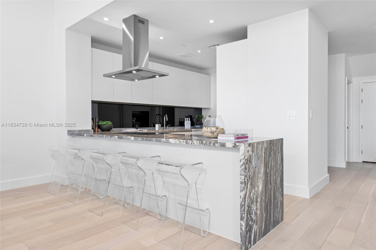 ESCOTTONIA PARK - Residential