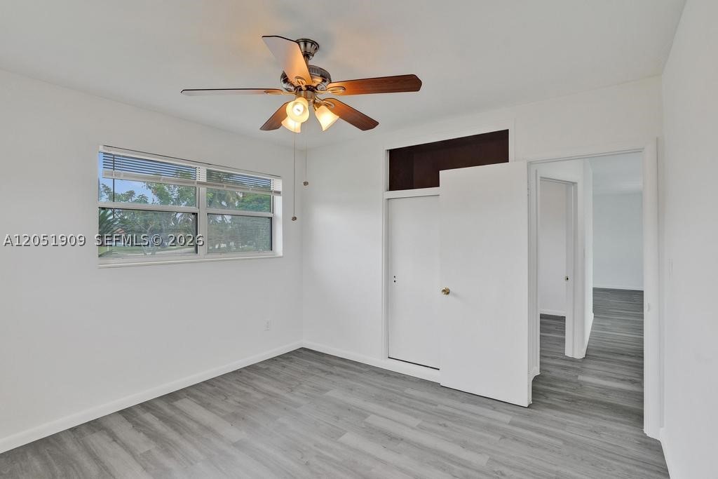 PINE TREE MANOR SEC 3 - Residential