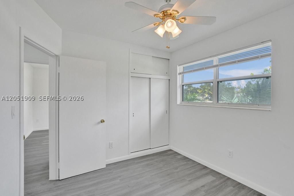 PINE TREE MANOR SEC 3 - Residential