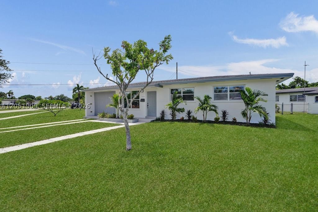 PINE TREE MANOR SEC 3 - Residential