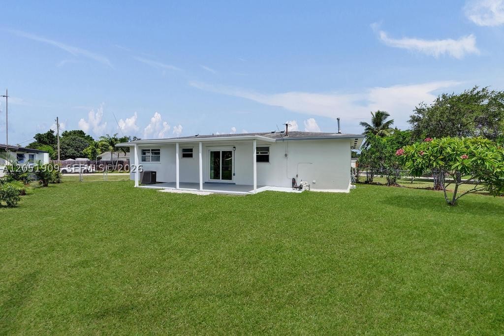 PINE TREE MANOR SEC 3 - Residential