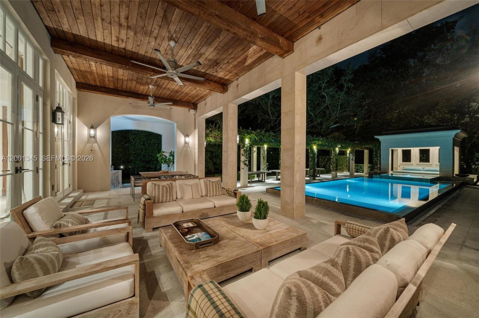 MARTIN SUBURBAN ACRES - Residential