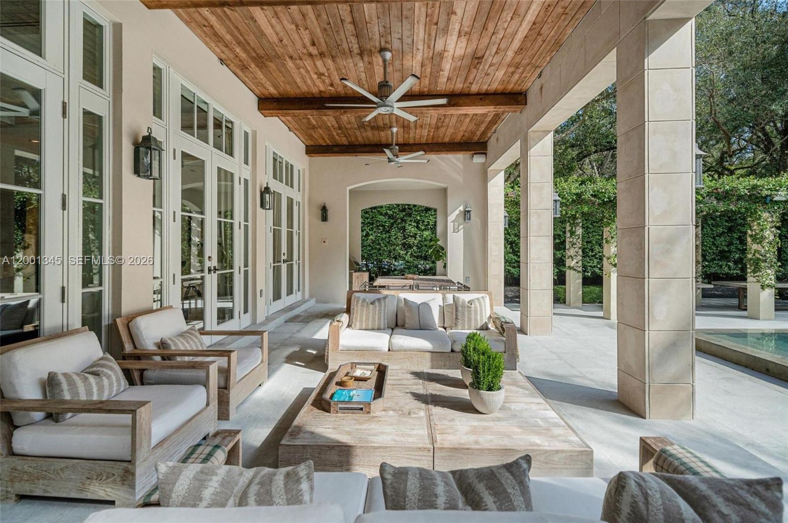 MARTIN SUBURBAN ACRES - Residential