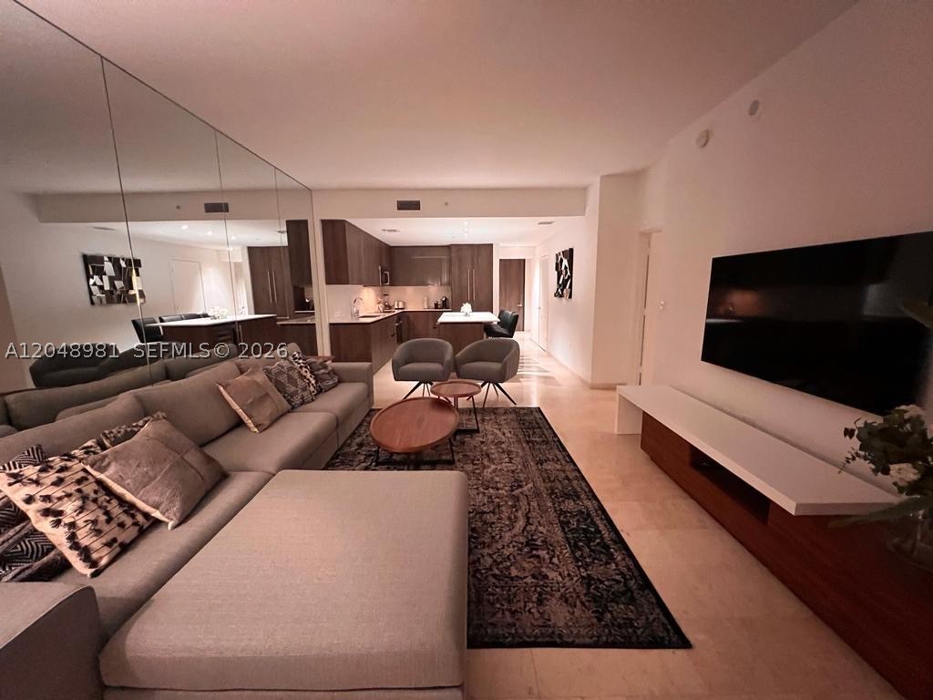 RISE CONDO - Residential