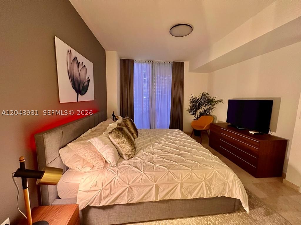 RISE CONDO - Residential