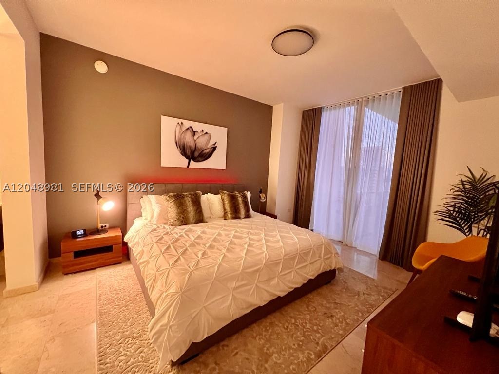 RISE CONDO - Residential