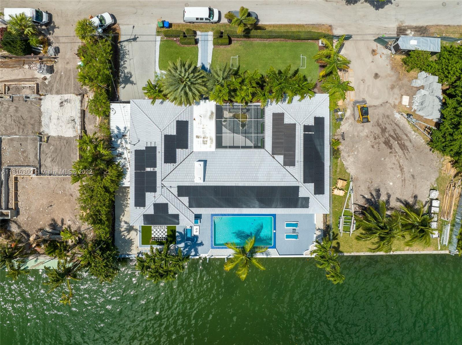 Davis Harbour - Residential
