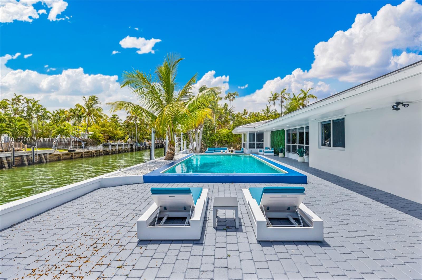 Davis Harbour - Residential
