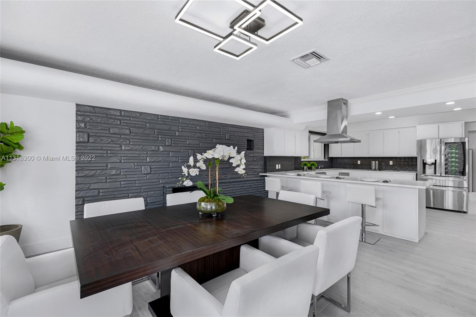 Davis Harbour - Residential