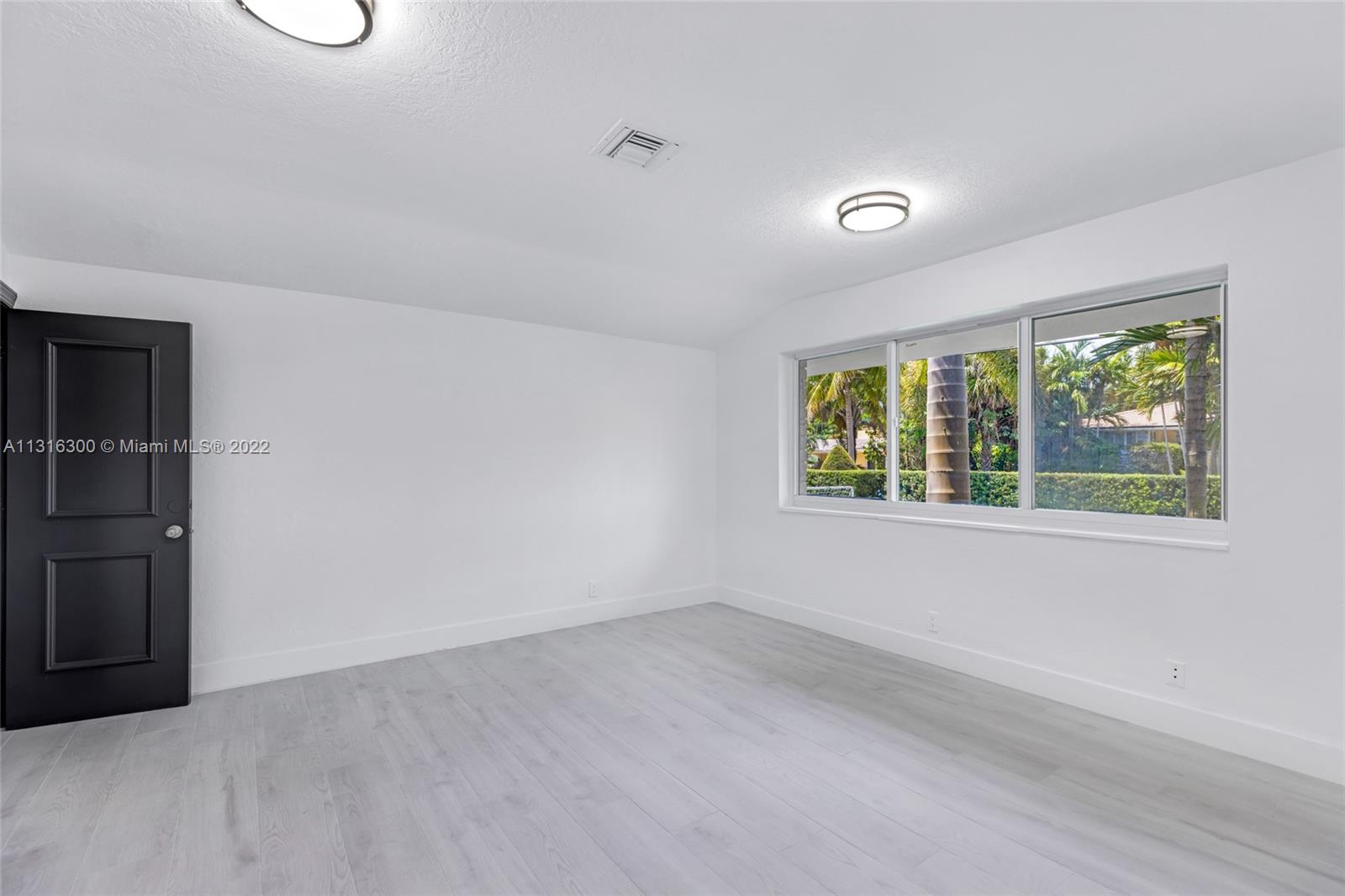 Davis Harbour - Residential