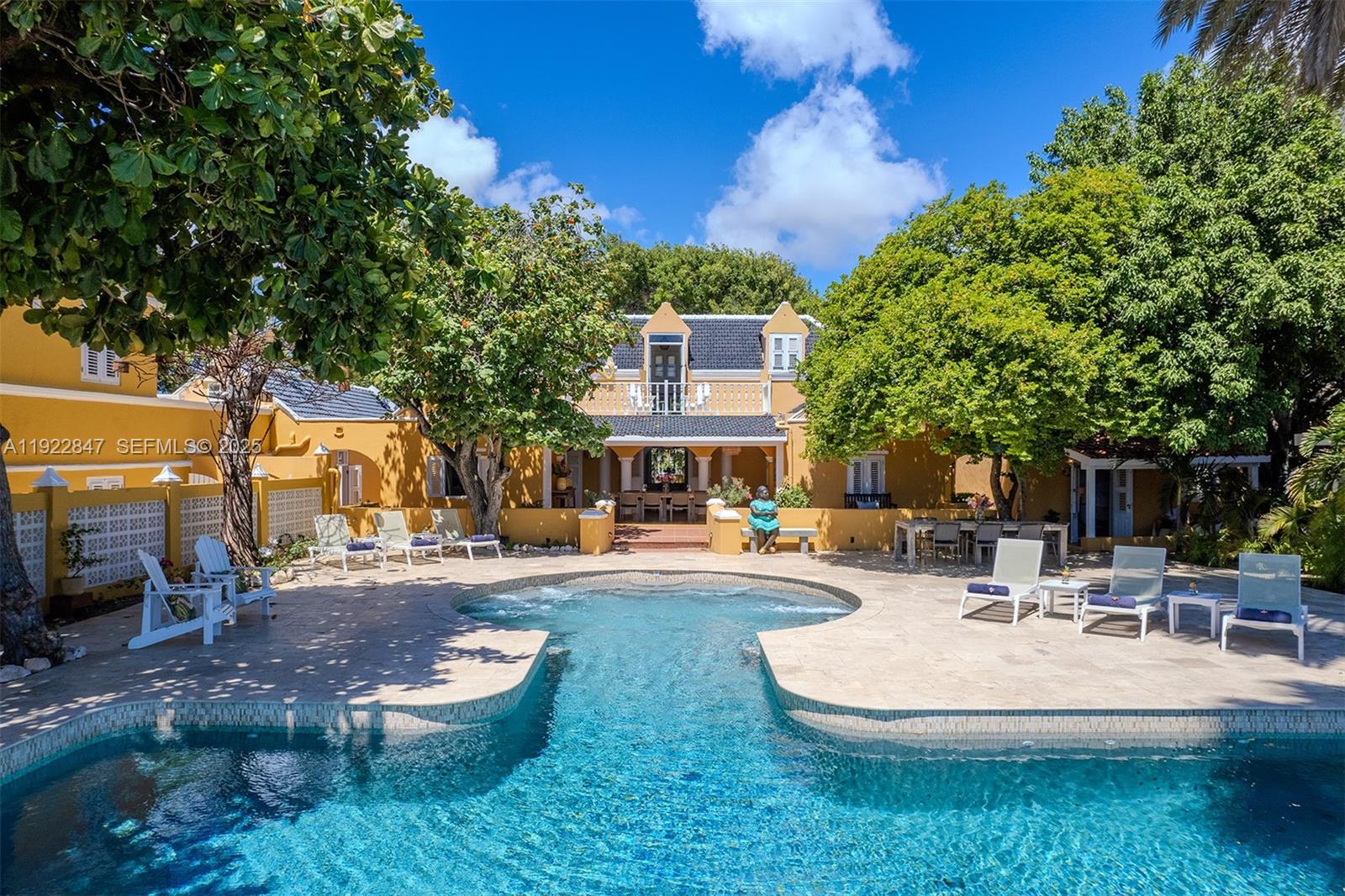 Sirena Bay Estates - Residential