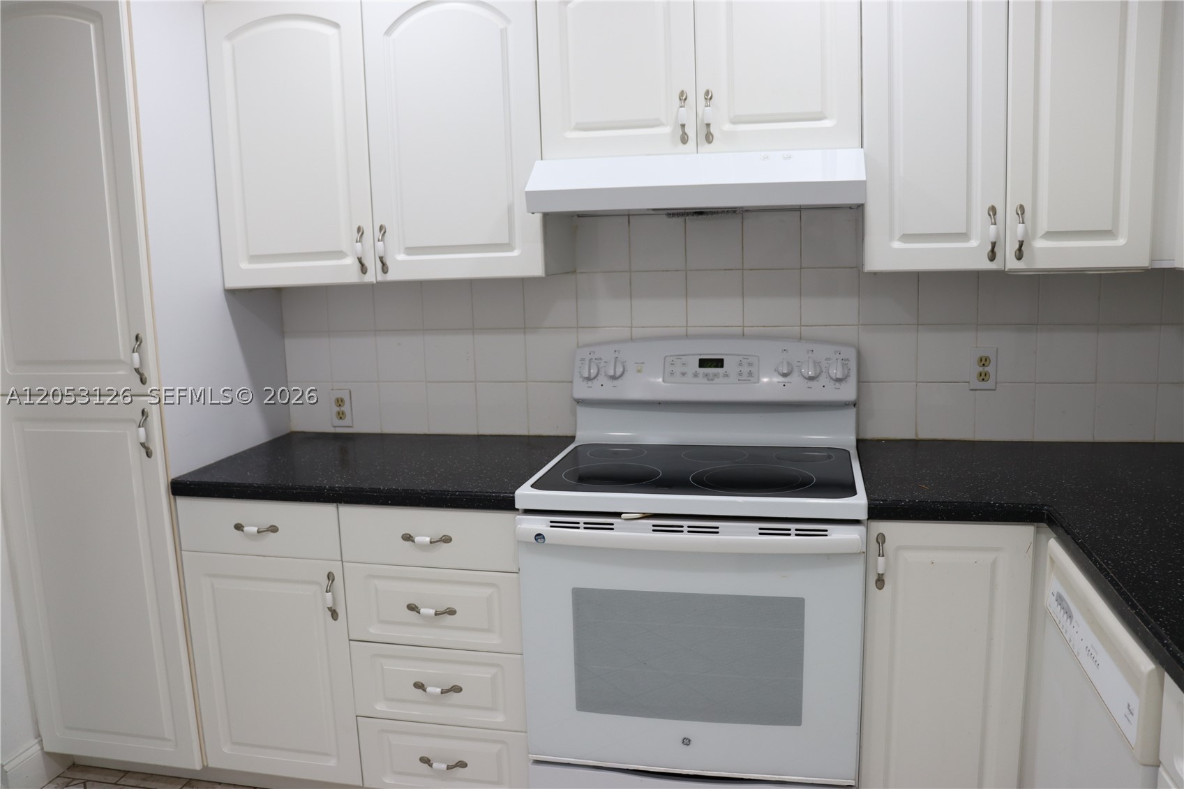 ADMIRALS PORT CONDO WEST - Residential Lease