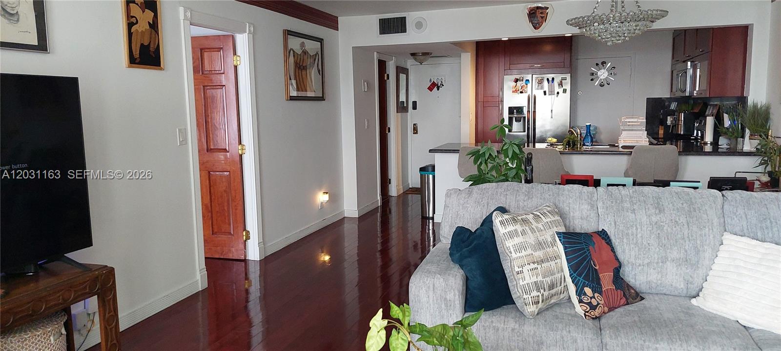 HALLMARK OF HOLLYWOOD CON - Residential Lease