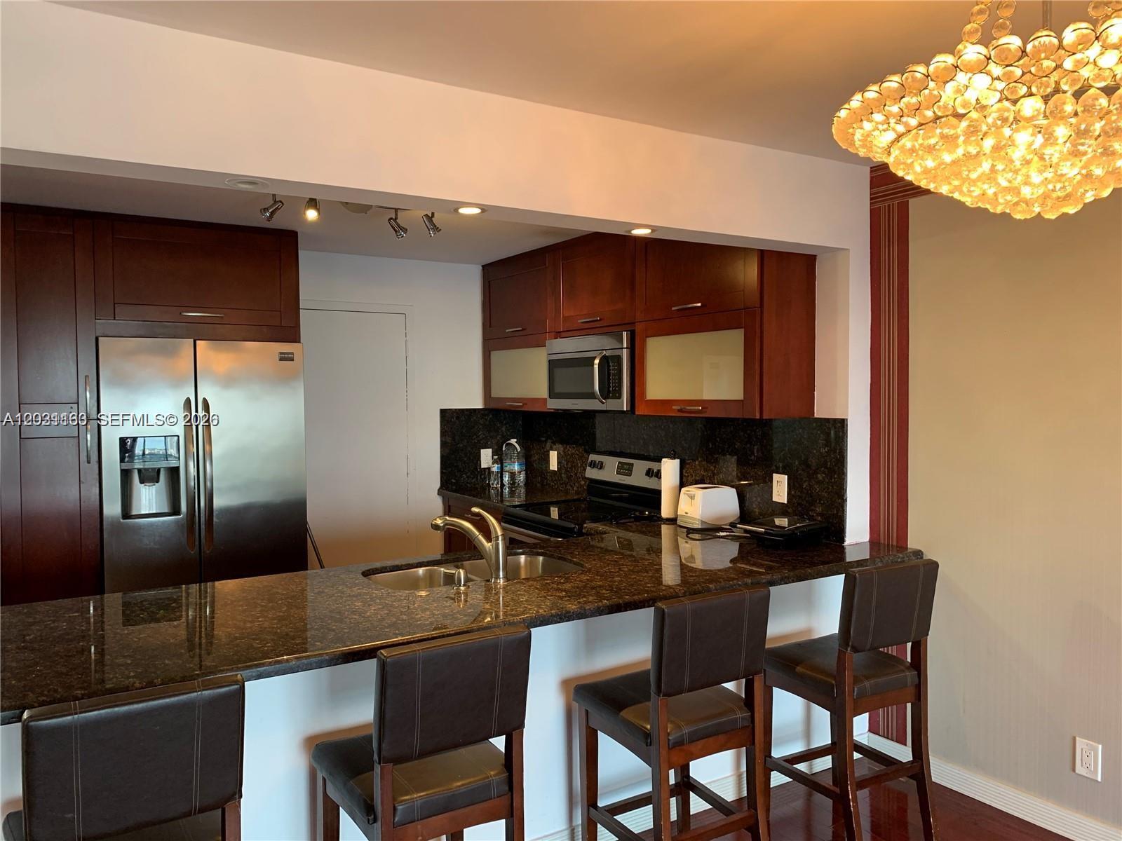 HALLMARK OF HOLLYWOOD CON - Residential Lease