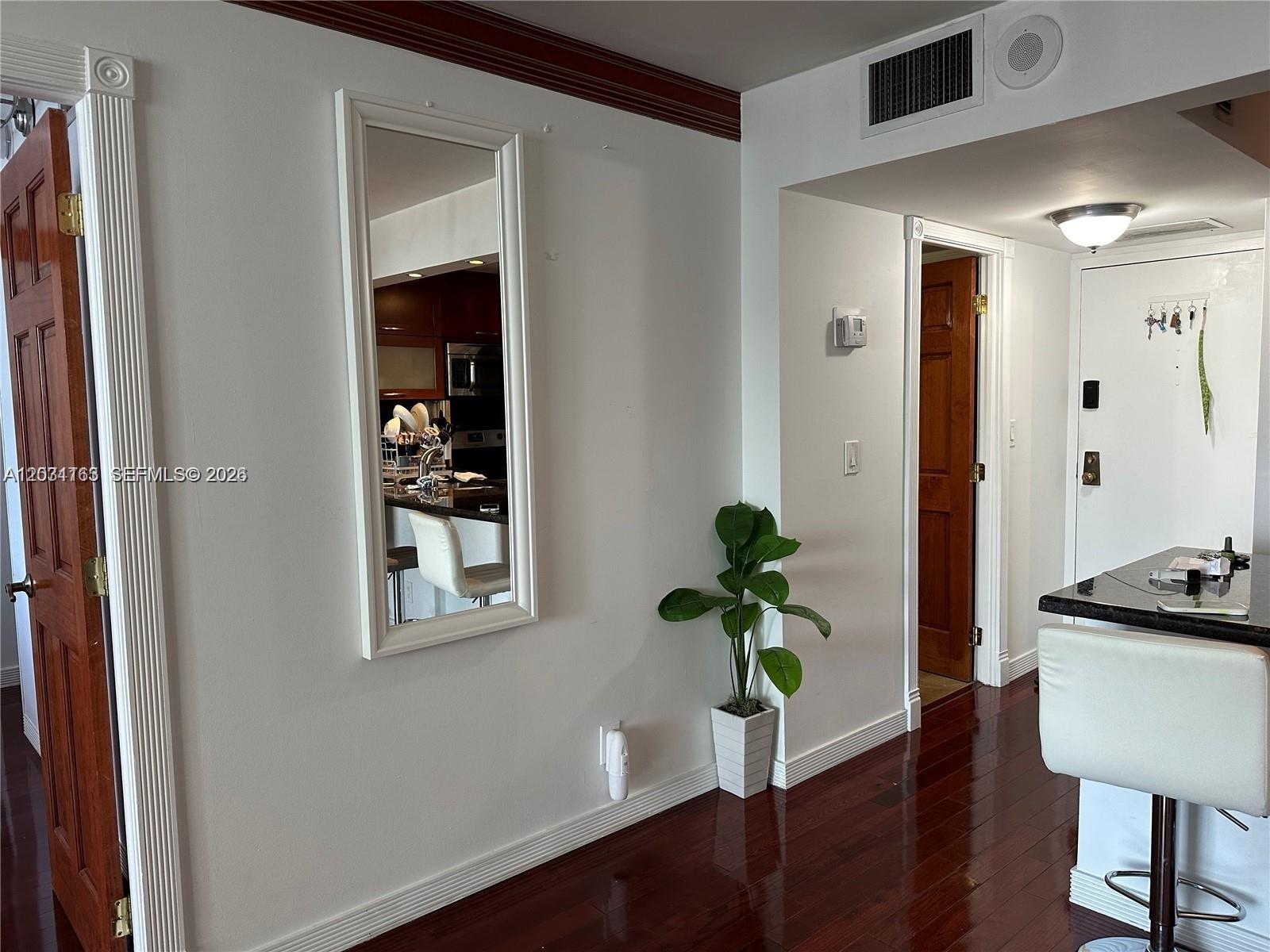 HALLMARK OF HOLLYWOOD CON - Residential Lease