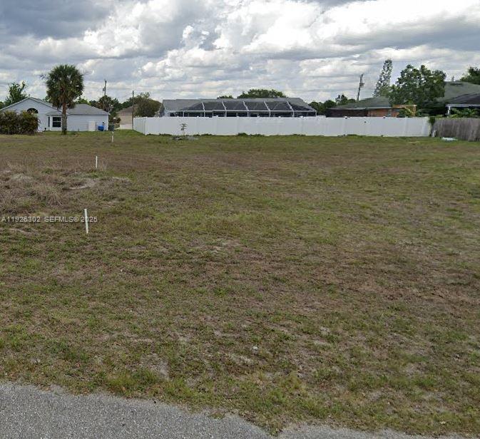CAPE CORAL - Land
