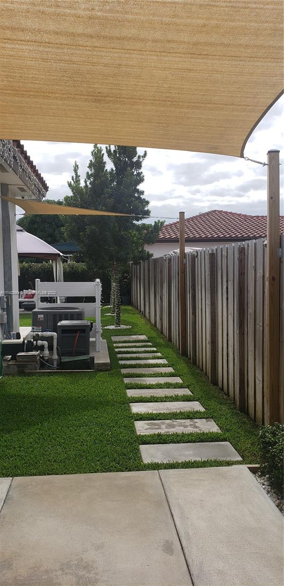 DE CAYON SUBDIVISION - Residential