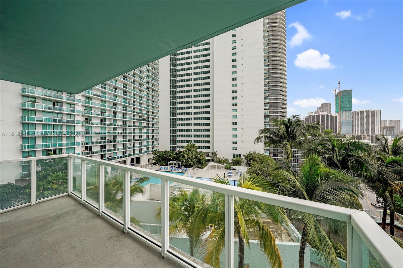 QUANTUM ON THE BAY CONDO - Residential