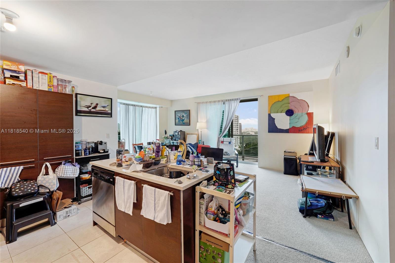 QUANTUM ON THE BAY CONDO - Residential