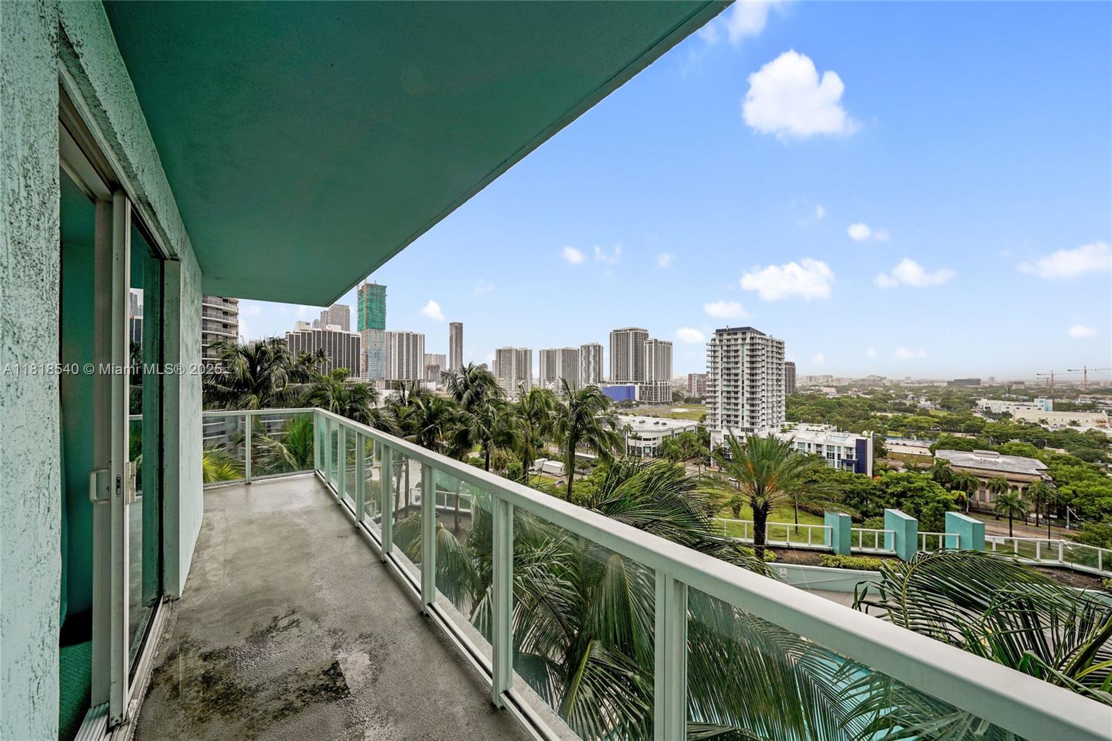 QUANTUM ON THE BAY CONDO - Residential