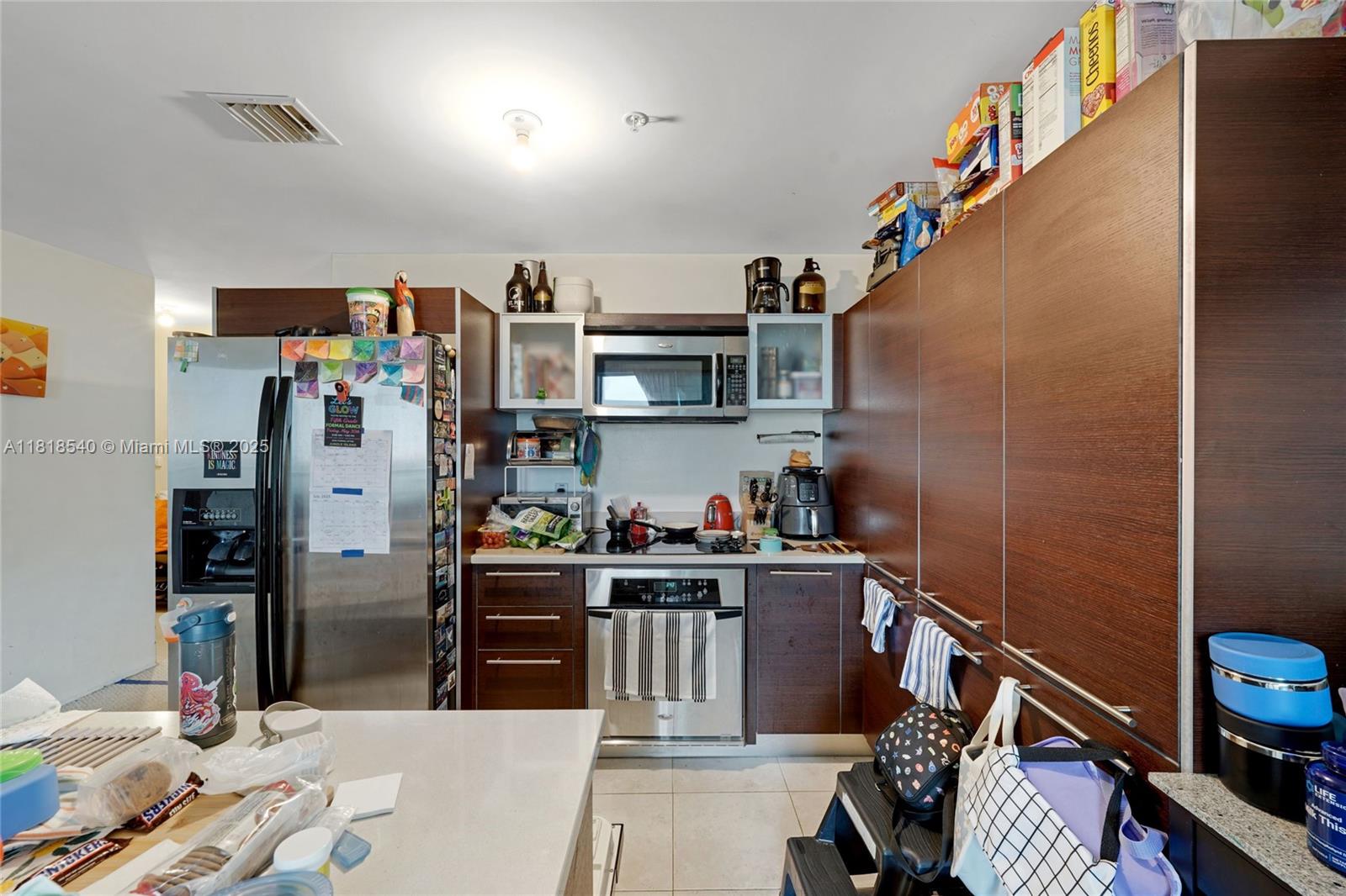QUANTUM ON THE BAY CONDO - Residential