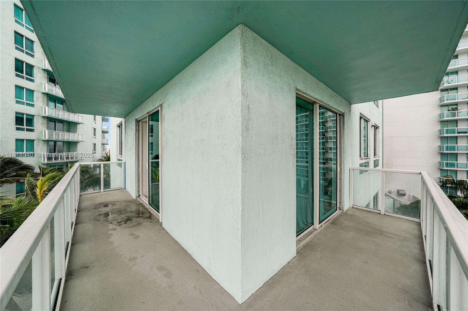 QUANTUM ON THE BAY CONDO - Residential