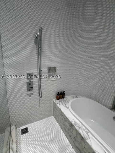 801 SMA DESIGNER SUITES C - Residential