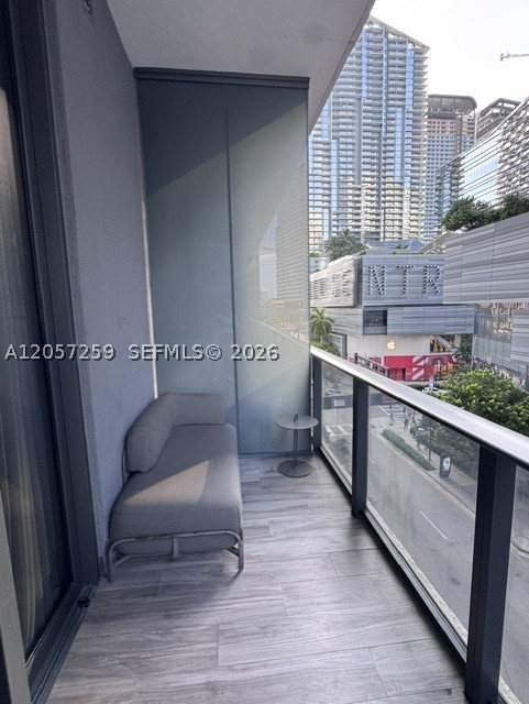 801 SMA DESIGNER SUITES C - Residential
