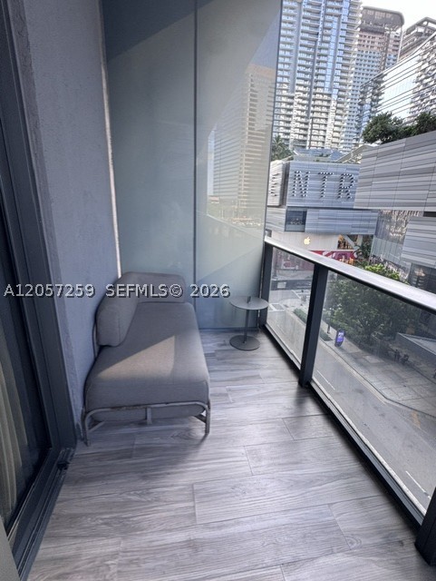 801 SMA DESIGNER SUITES C - Residential