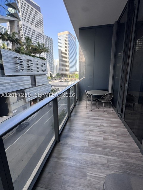 801 SMA DESIGNER SUITES C - Residential