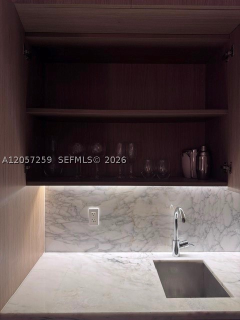 801 SMA DESIGNER SUITES C - Residential