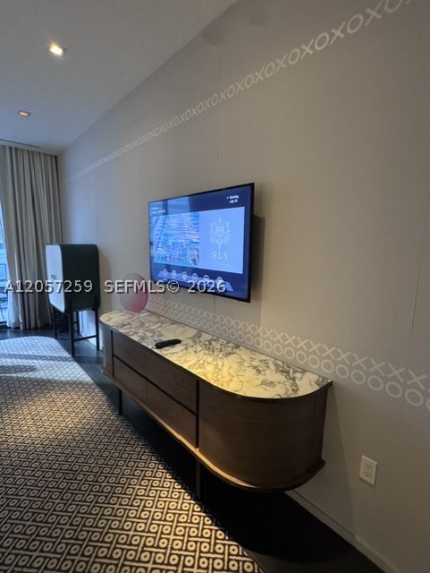 801 SMA DESIGNER SUITES C - Residential