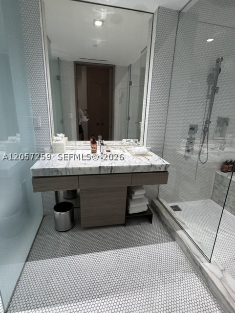 801 SMA DESIGNER SUITES C - Residential