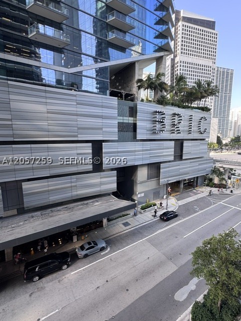 801 SMA DESIGNER SUITES C - Residential