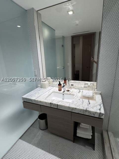 801 SMA DESIGNER SUITES C - Residential