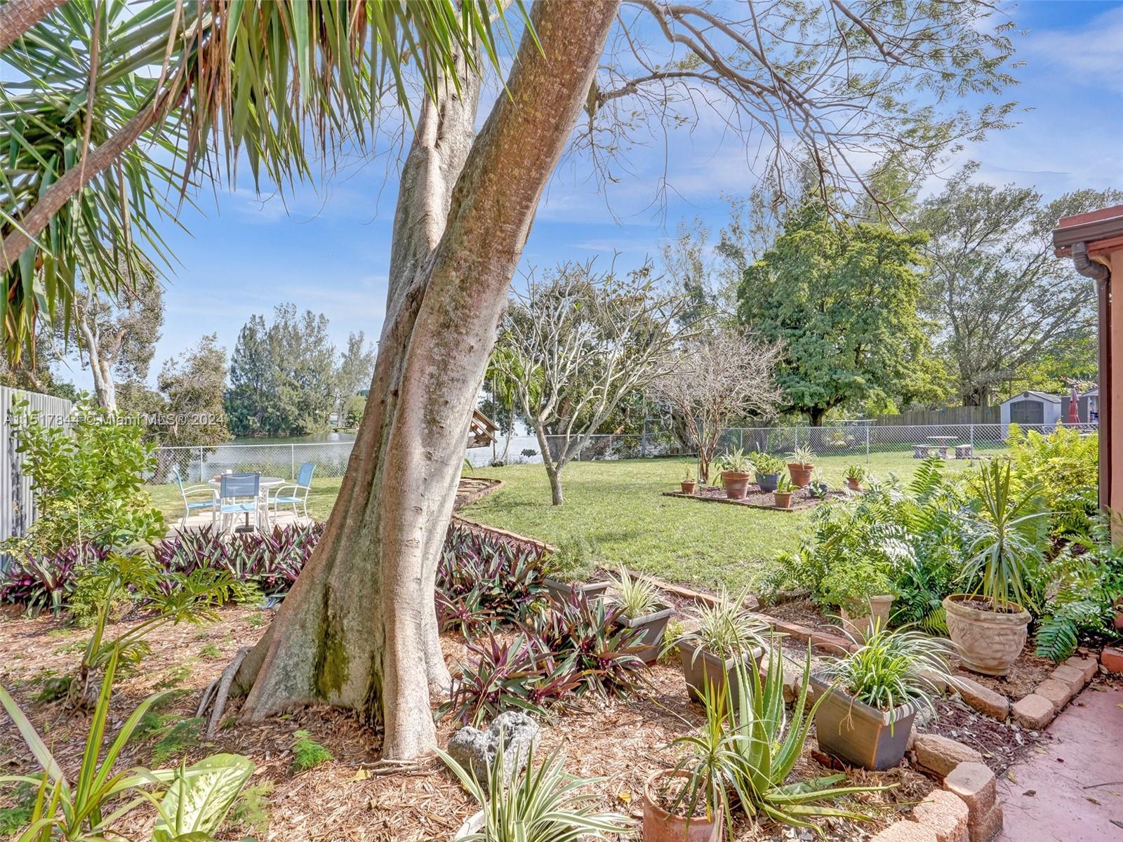 LAKE FOREST SEC 4 - Residential