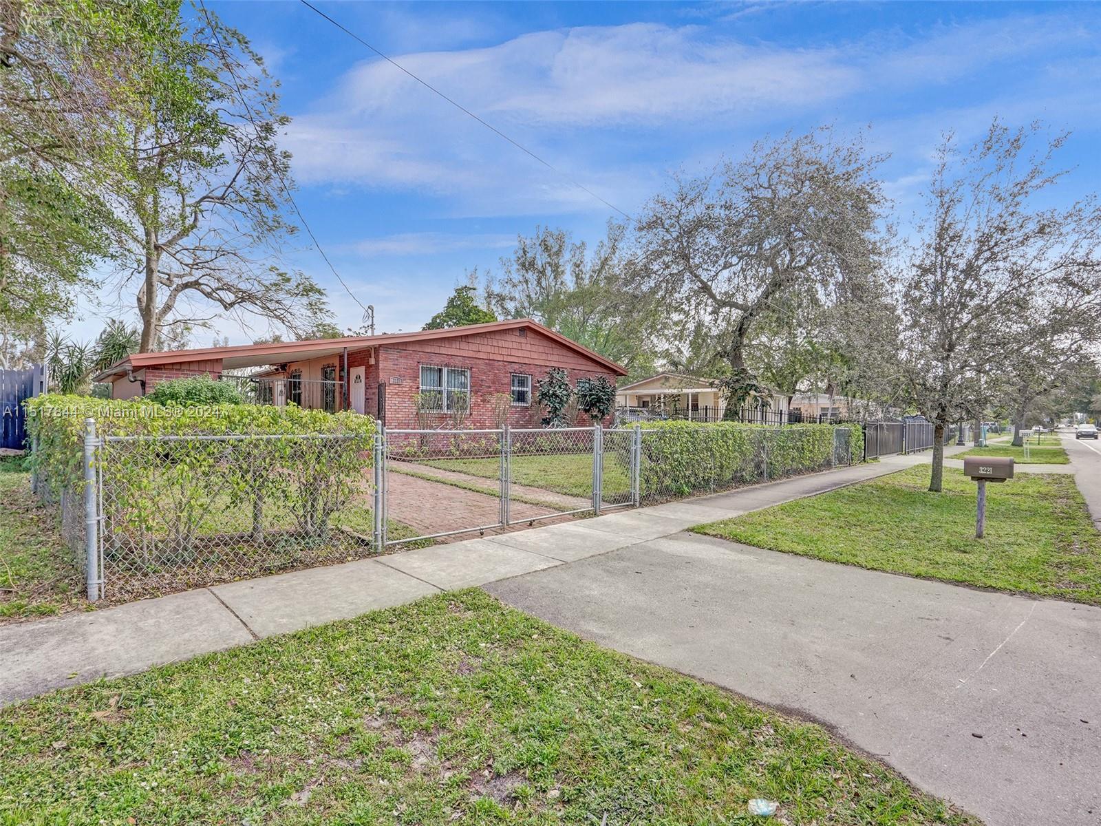 LAKE FOREST SEC 4 - Residential