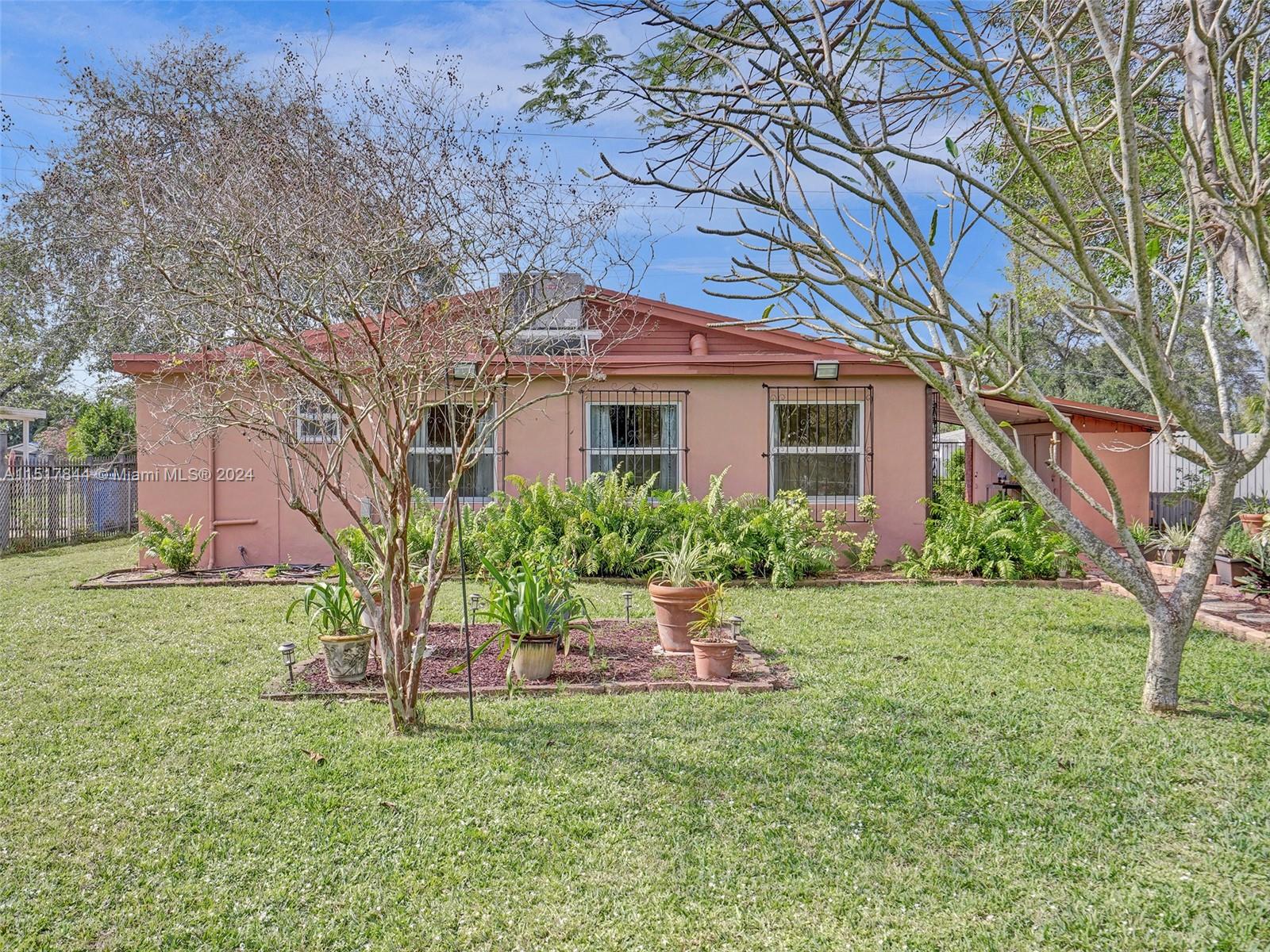LAKE FOREST SEC 4 - Residential