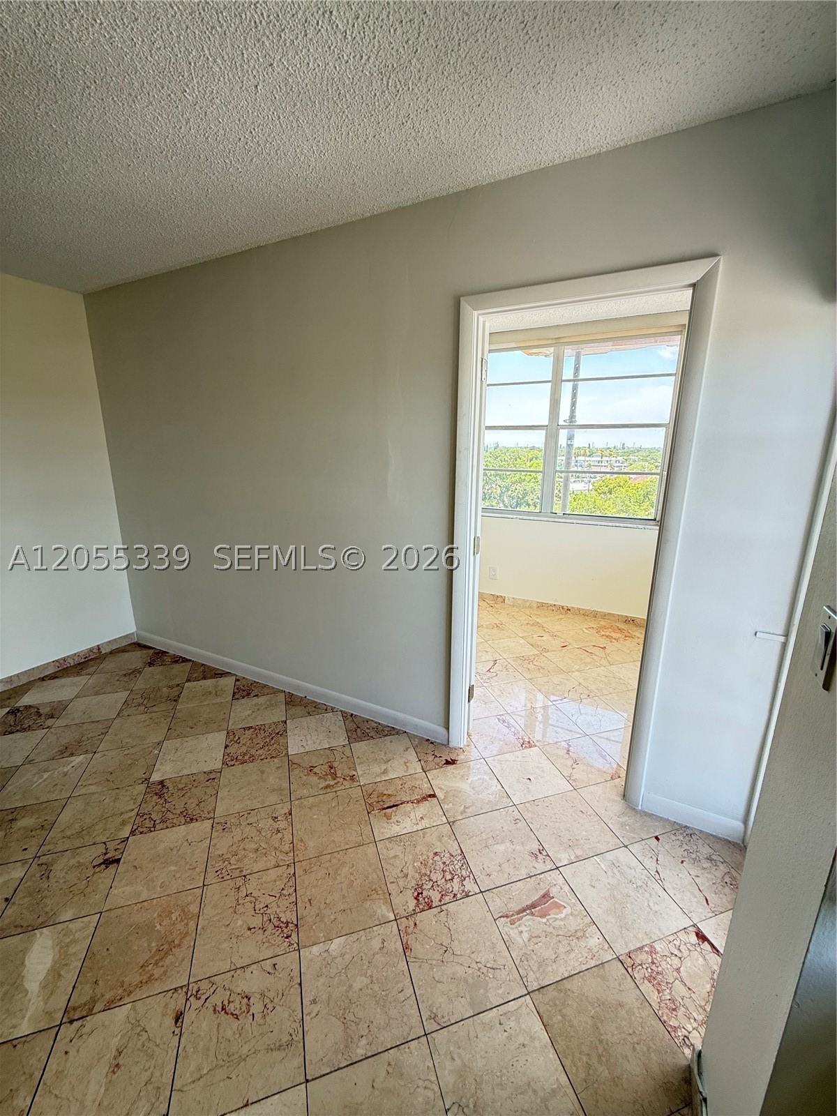 CRESTVIEW TOWERS CONDO - Residential Lease